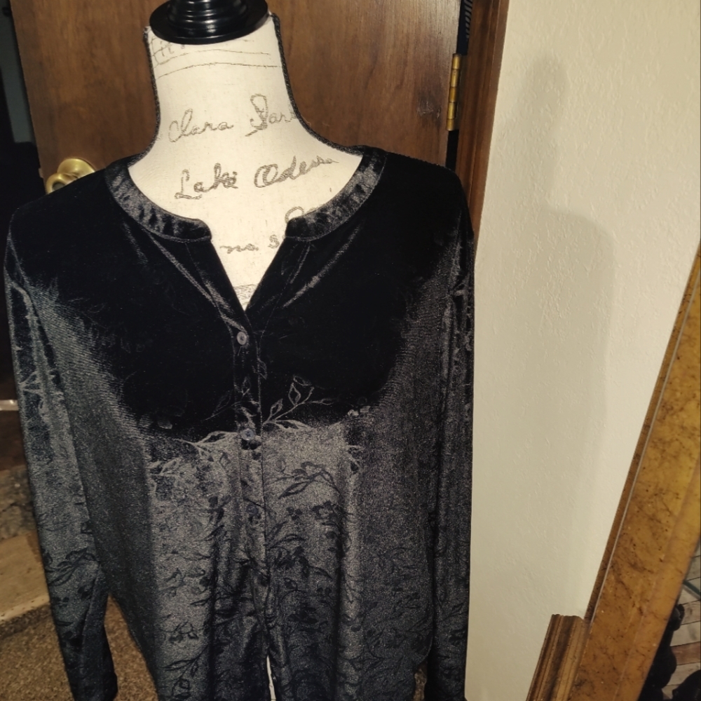 Land's End Button Up Women's Black Floral Velour size XL